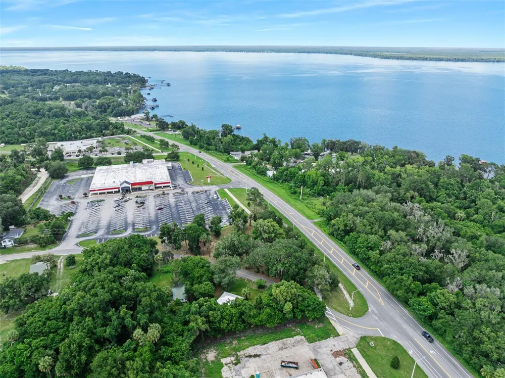 1101 SUMMIT STREET Crescent City, FL 32112