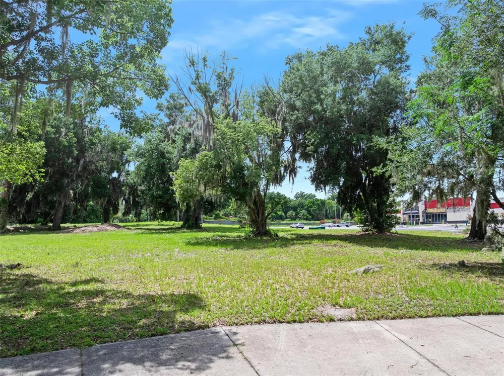 1101 SUMMIT STREET Crescent City, FL 32112
