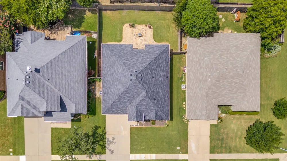 902 Cutting Horse Drive Mansfield, TX 76063