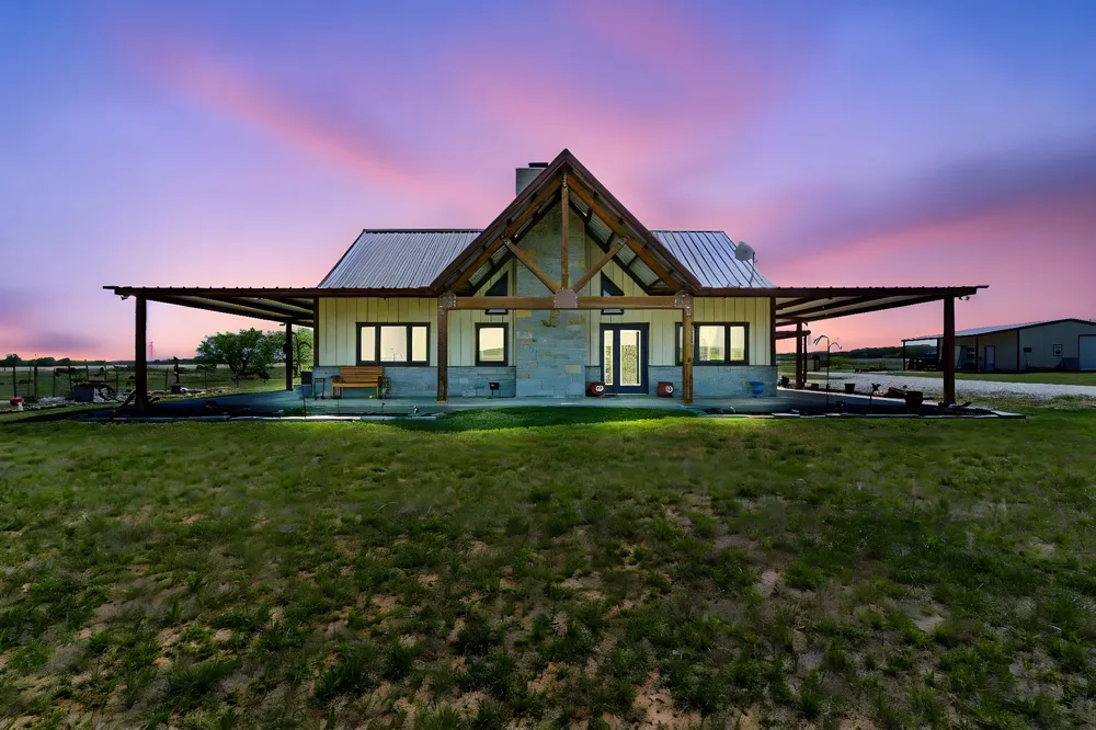 1359 CR 195 Gorman, TX 76454