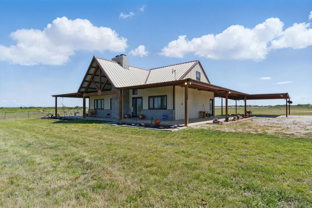 1359 CR 195 Gorman, TX 76454