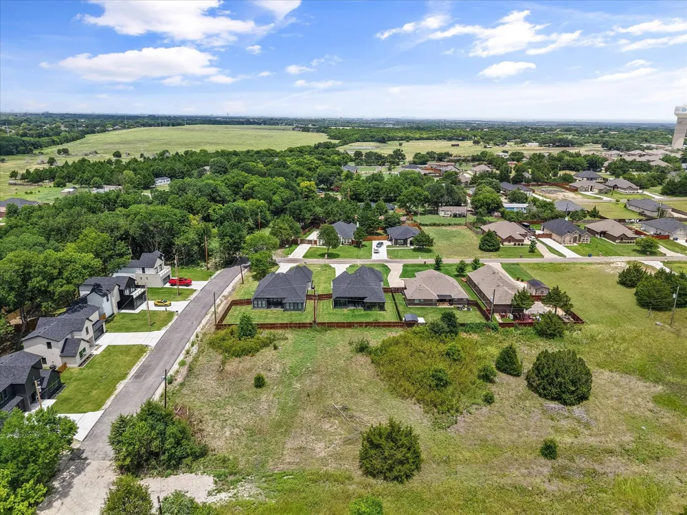 120 Lakeshore Lane Glenn Heights, TX 75154