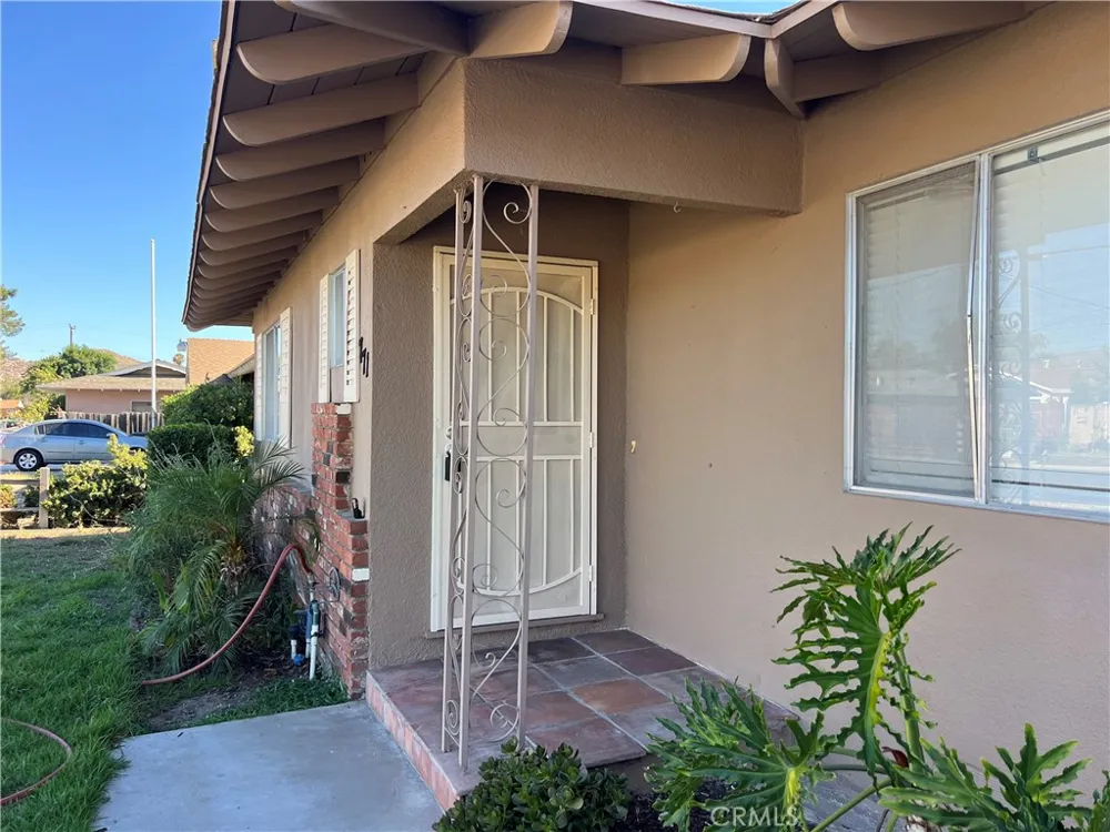 771 S Thompson Hemet, CA 92543