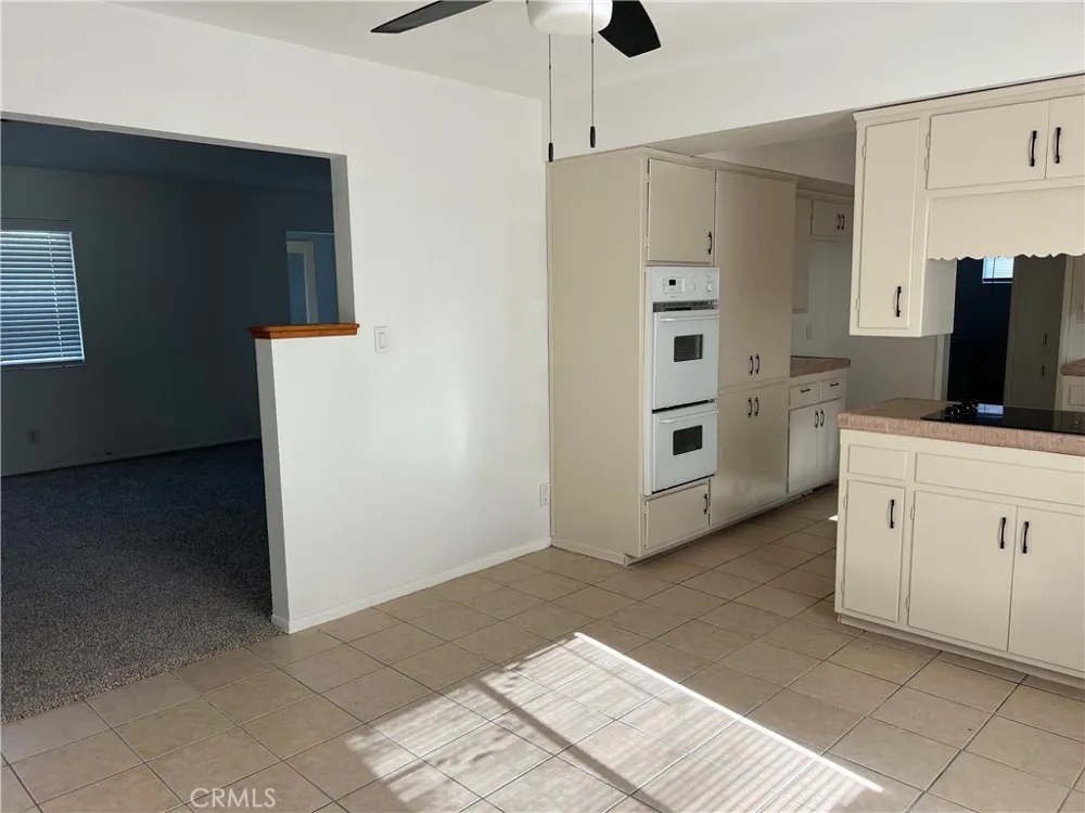 771 S Thompson Hemet, CA 92543
