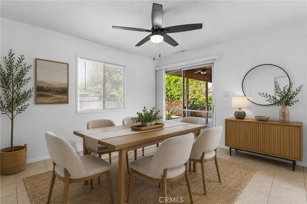 771 S Thompson Hemet, CA 92543