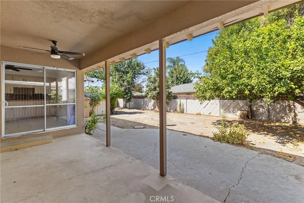 771 S Thompson Hemet, CA 92543