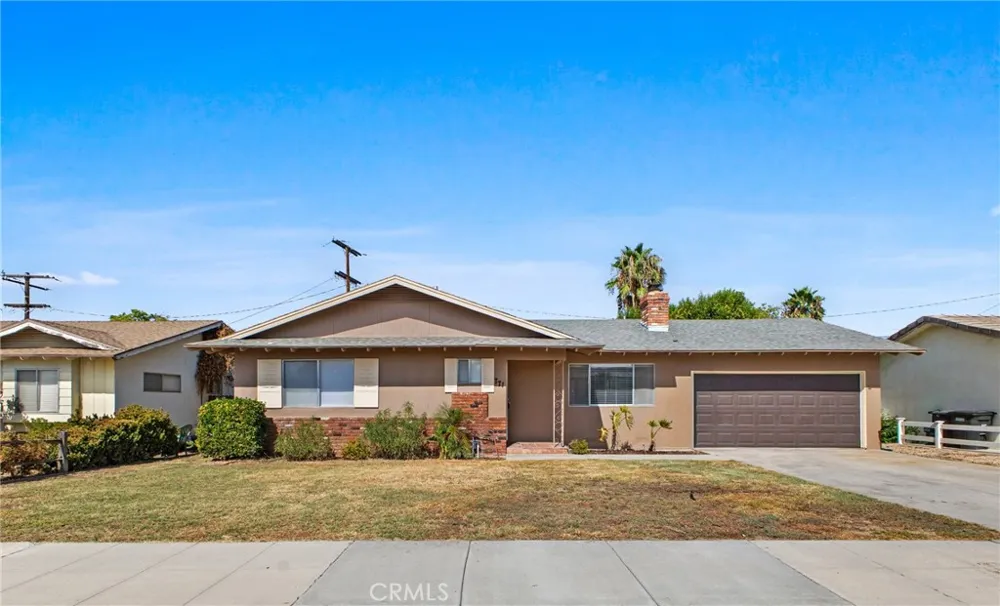 771 S Thompson Hemet, CA 92543