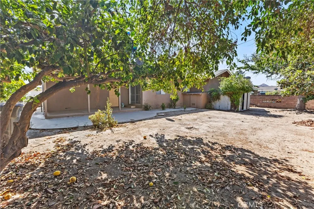 771 S Thompson Hemet, CA 92543
