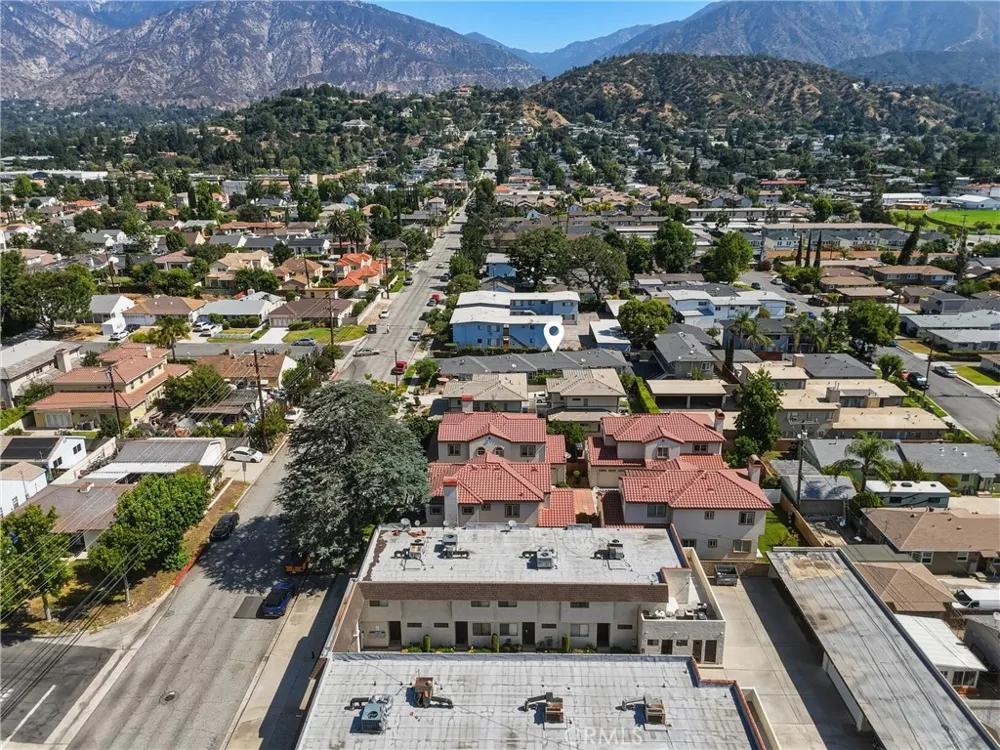 406 S 5th Avenue Monrovia, CA 91016