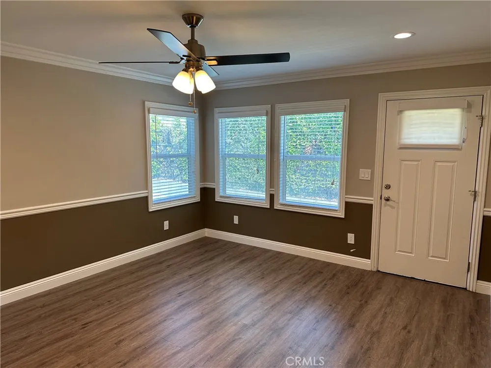 406 S 5th Avenue Monrovia, CA 91016