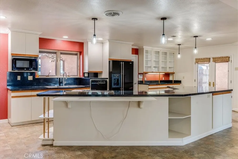 801 Lucinda Court Santa Maria, CA 93455