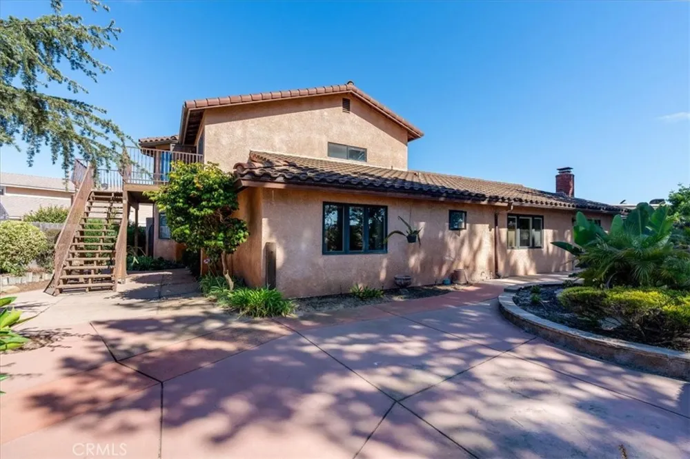 801 Lucinda Court Santa Maria, CA 93455