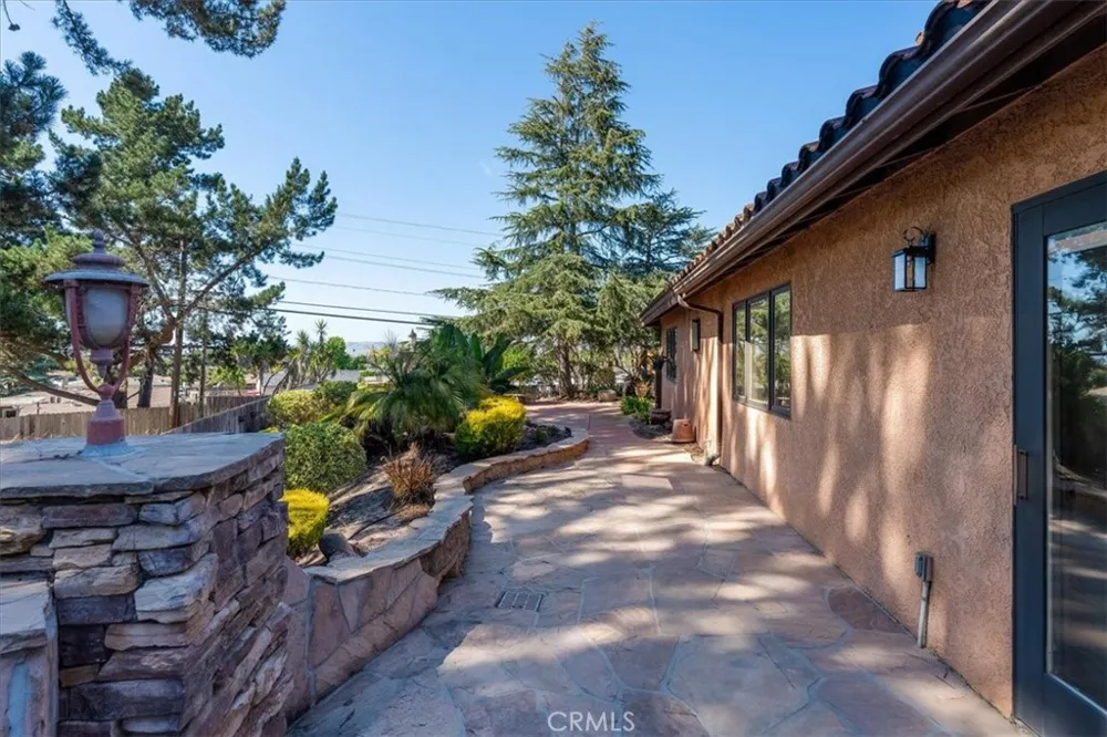 801 Lucinda Court Santa Maria, CA 93455