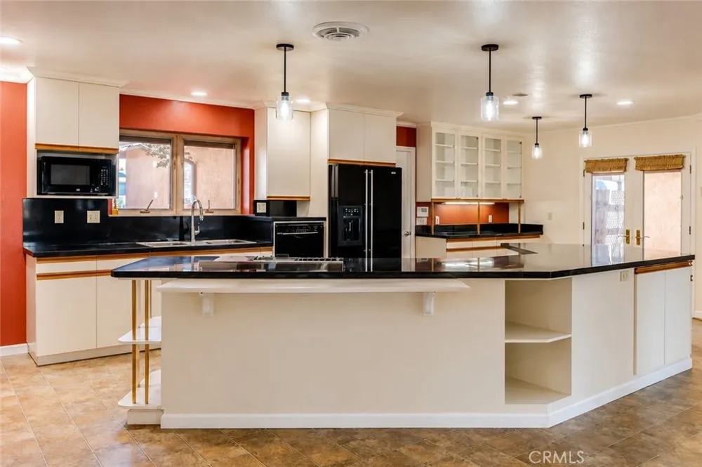 801 Lucinda Court Santa Maria, CA 93455