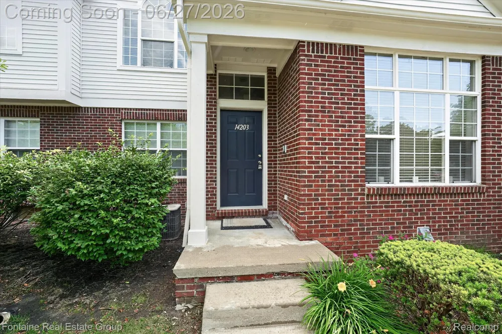 14203 Adri Circle Commerce Charter Township, MI 48390