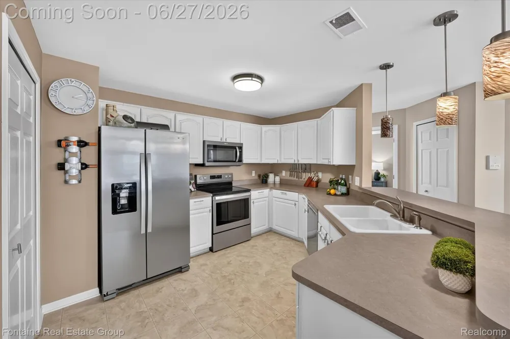 14203 Adri Circle Commerce Charter Township, MI 48390