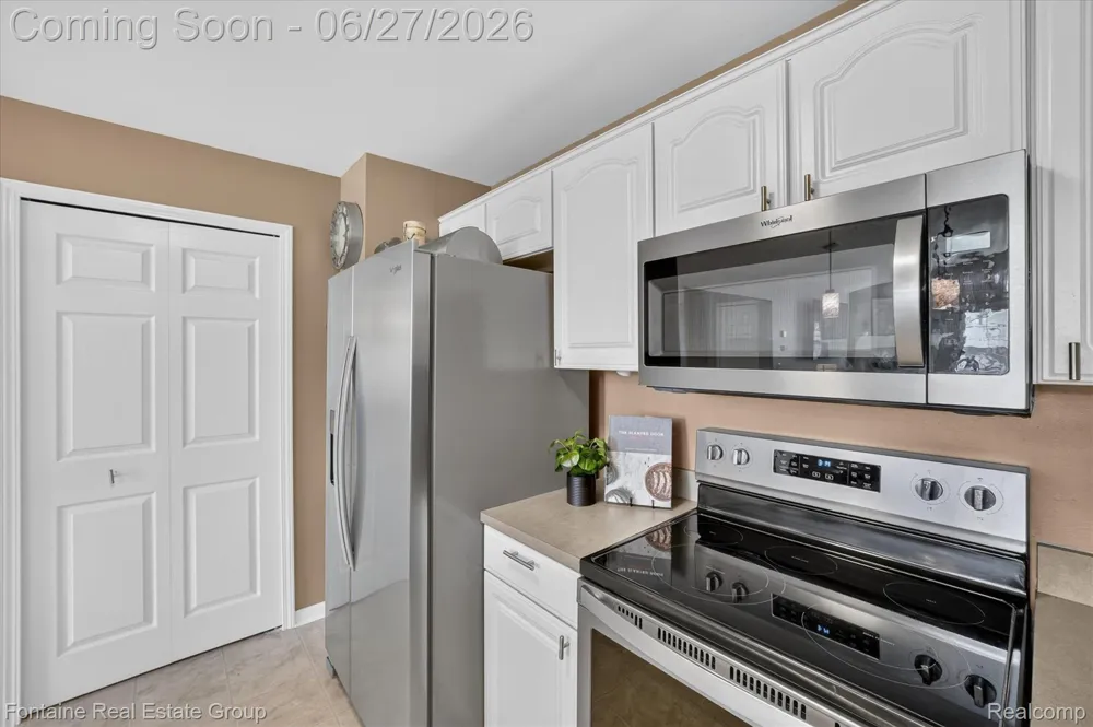 14203 Adri Circle Commerce Charter Township, MI 48390