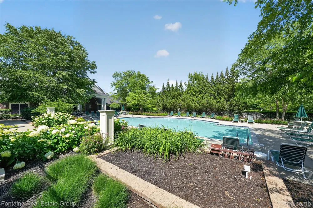 14203 Adri Circle Commerce Charter Township, MI 48390