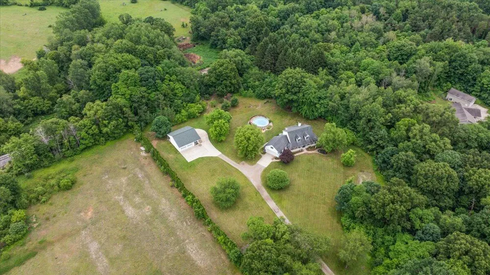 8236 Alpine Avenue NW Alpine Township, MI 49345