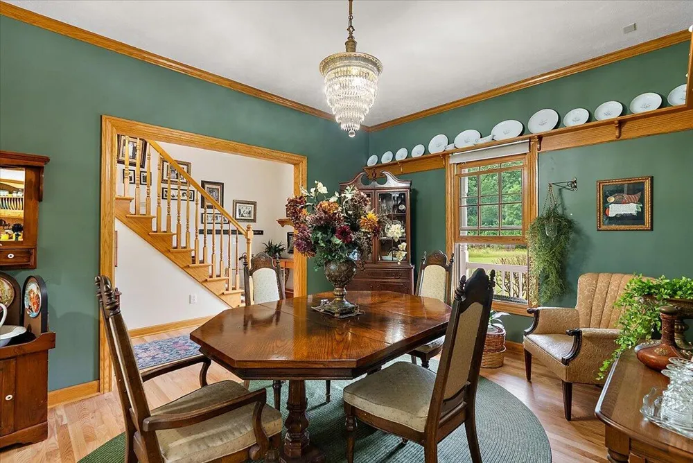 8236 Alpine Avenue NW Alpine Township, MI 49345