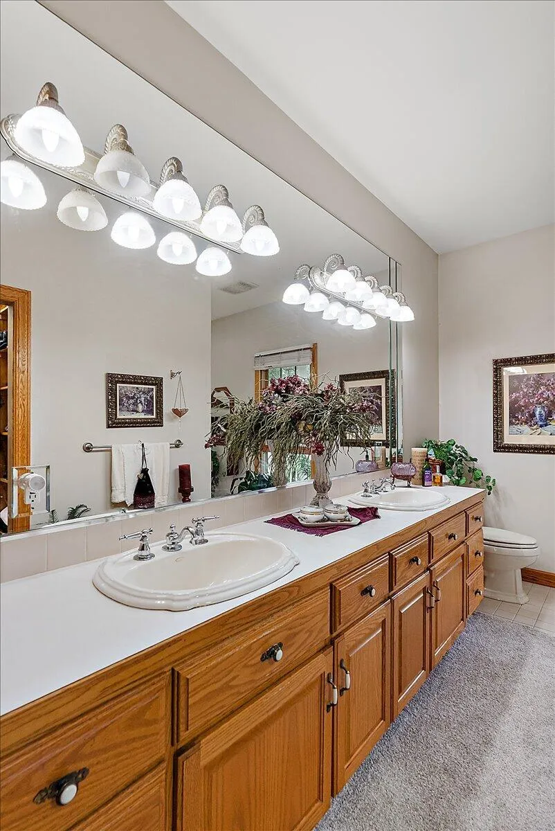 8236 Alpine Avenue NW Alpine Township, MI 49345