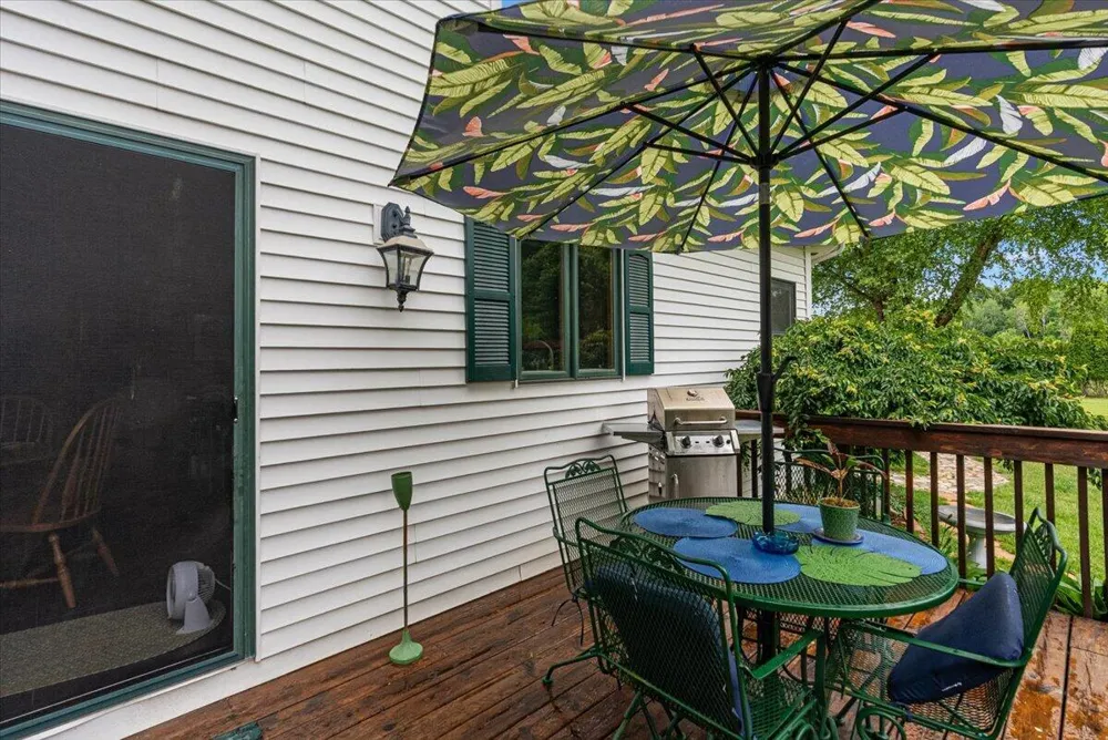 8236 Alpine Avenue NW Alpine Township, MI 49345