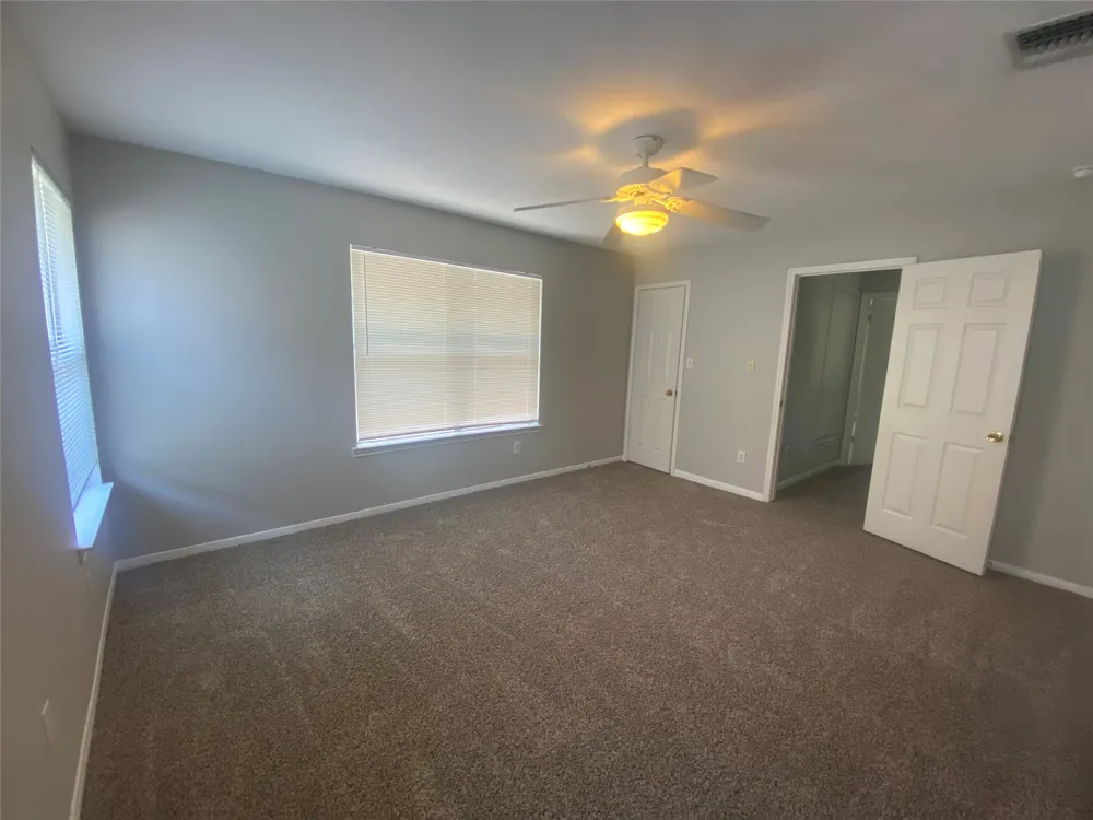 11915 Sky West Drive Austin, TX 78758