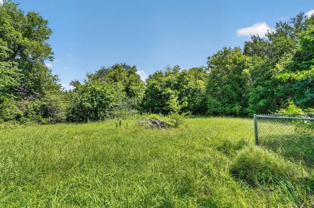 387 Avenue D Point, TX 75472