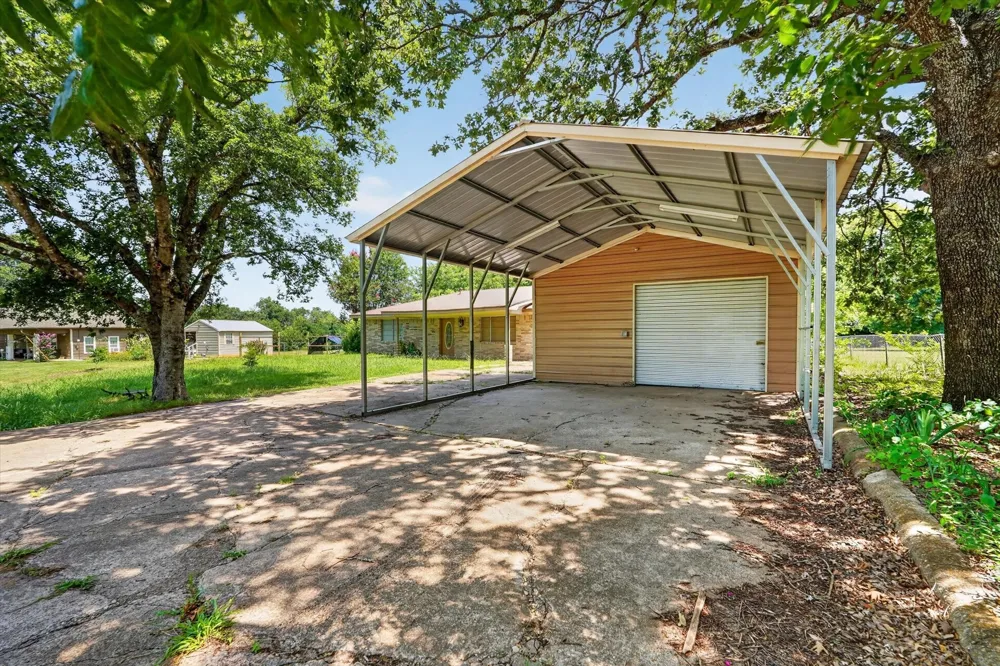 387 Avenue D Point, TX 75472