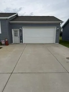 3688 Hollyfield Drive Solon Township, MI 49319