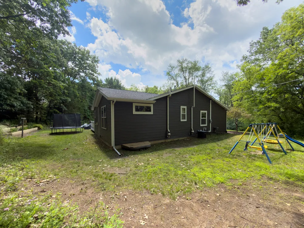 5643 E C AVENUE Richland Township, MI 49083