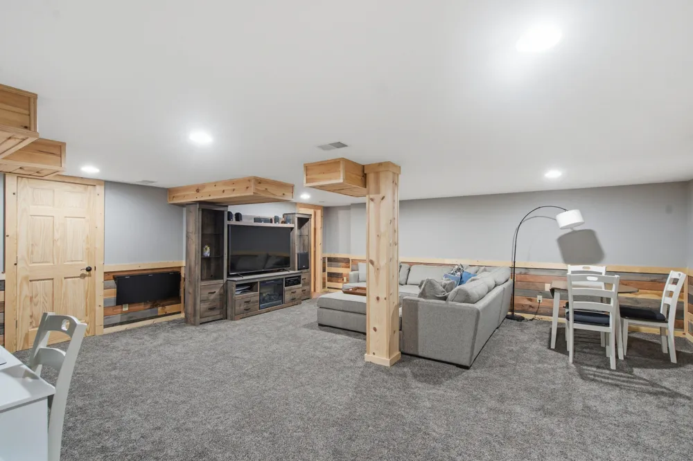 5643 E C AVENUE Richland Township, MI 49083