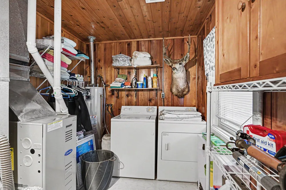 6470 Margaret Lane Cheboygan City, MI 49749