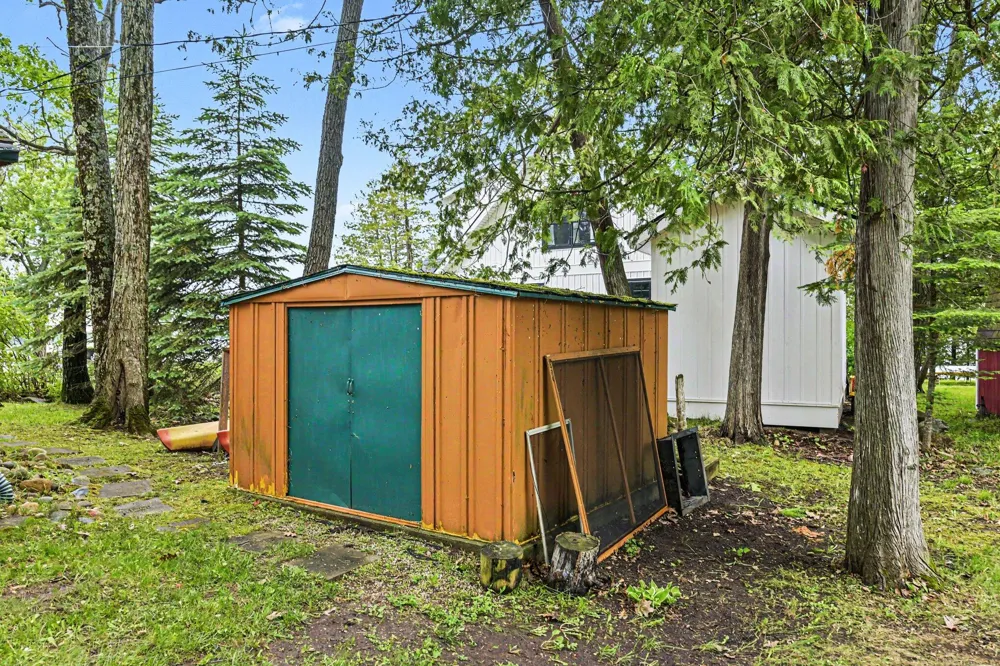 6470 Margaret Lane Cheboygan City, MI 49749