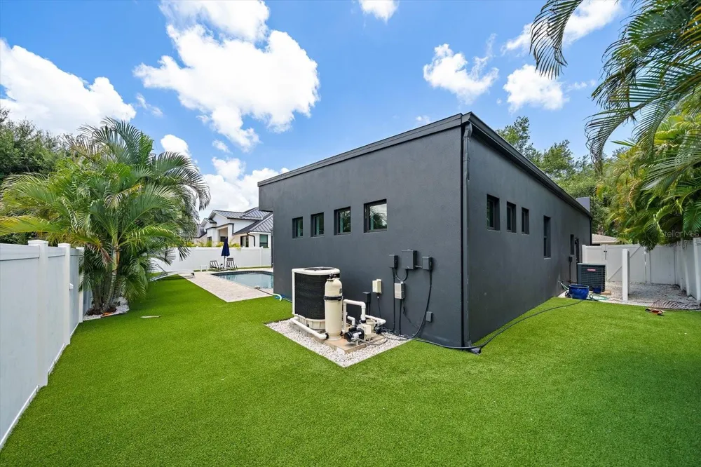 1905 TULIP DRIVE Sarasota, FL 34239