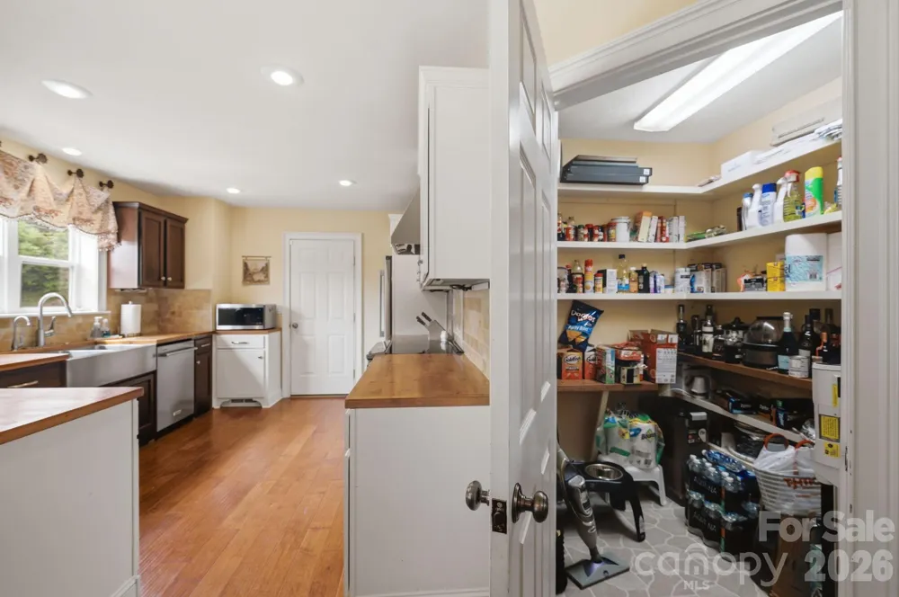 276 Four Diamond Drive Seven Devils, NC 28604