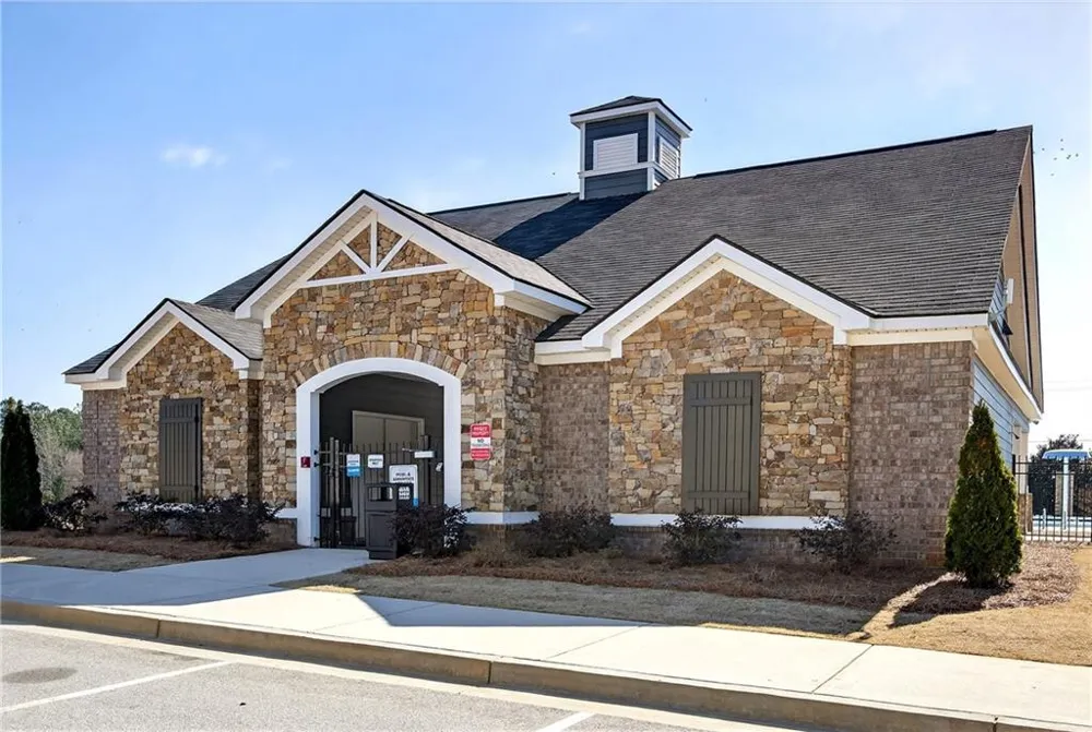 419 Beachview Road Hampton, GA 30228