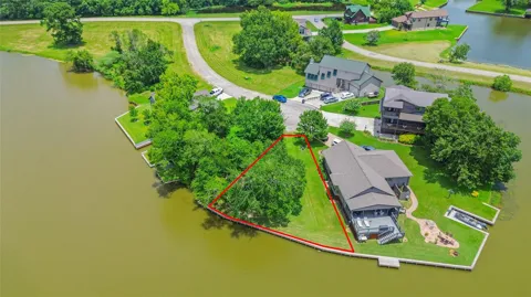 14 Wild Iris Court