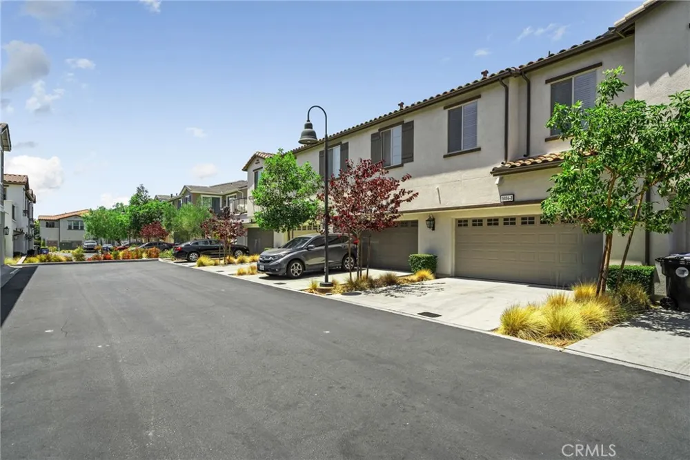 5604 Altamura #3 Fontana, CA 92336