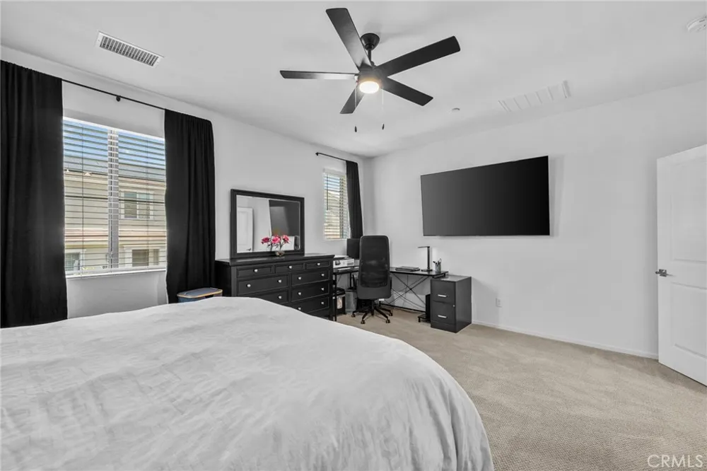 5604 Altamura #3 Fontana, CA 92336