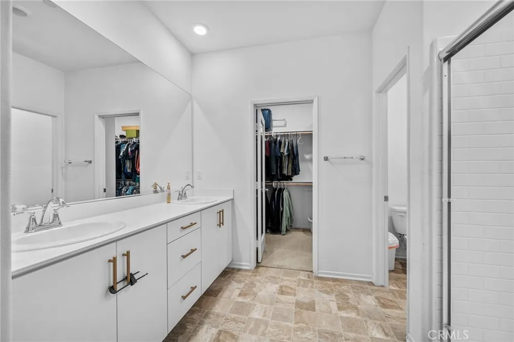 5604 Altamura #3 Fontana, CA 92336