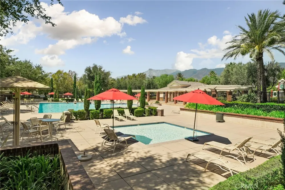 5604 Altamura #3 Fontana, CA 92336