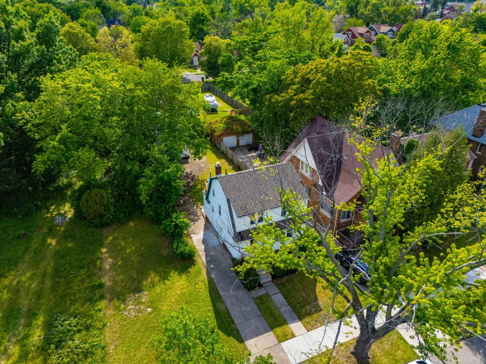 4619 Balfour Road Detroit, MI 48224