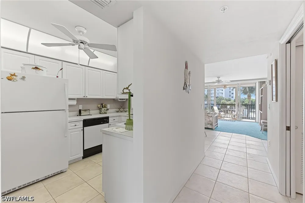 Bay Beach Lane #623 Fort Myers Beach, FL 33931