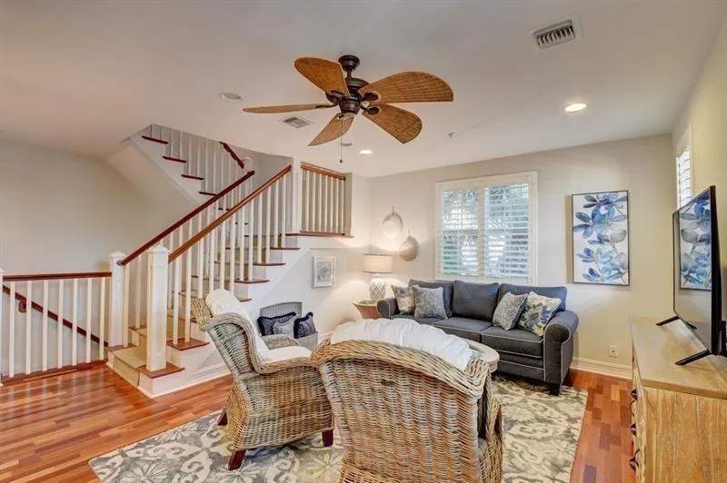 306 E Mallory Circle Delray Beach, FL 33483