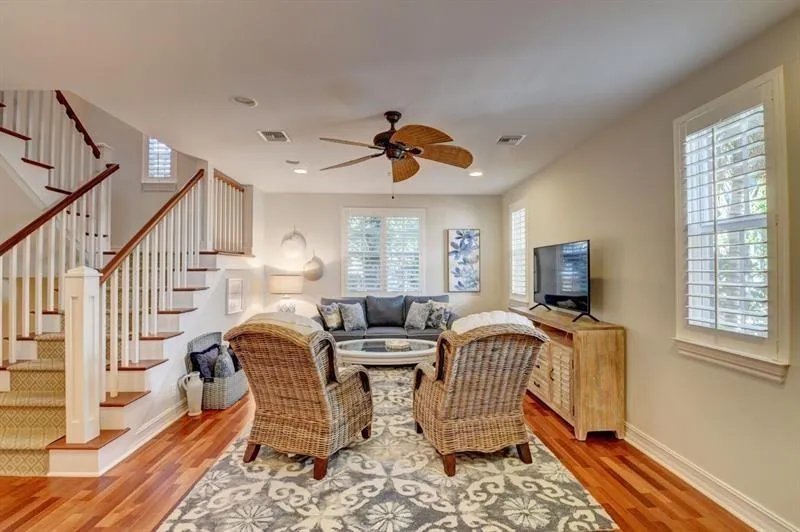 306 E Mallory Circle Delray Beach, FL 33483