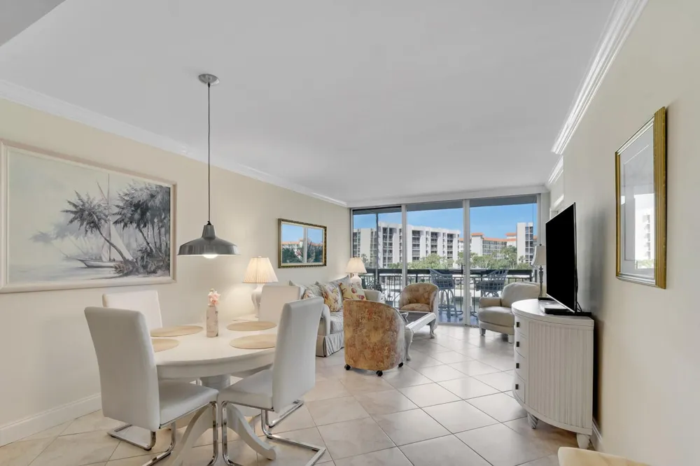2687 Ocean Boulevard #G-305 Boca Raton, FL 33431