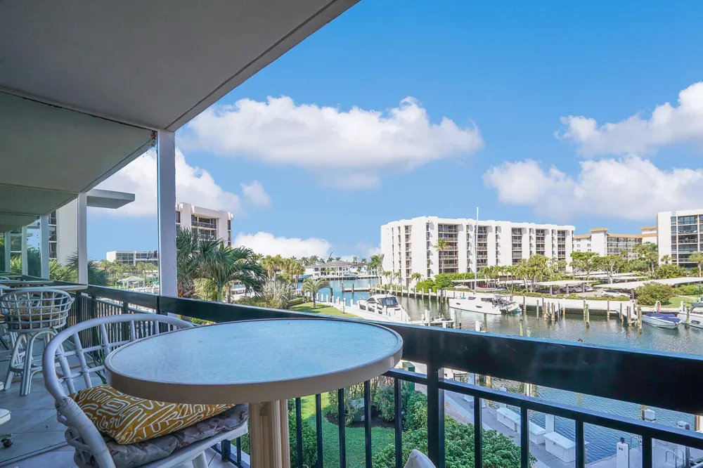 2687 Ocean Boulevard #G-305 Boca Raton, FL 33431