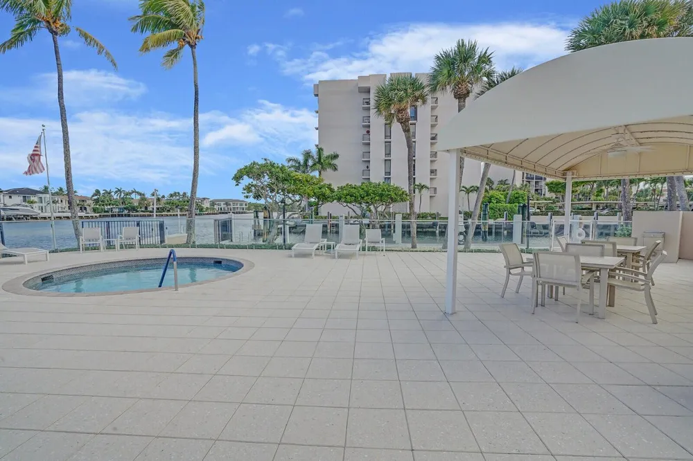2687 Ocean Boulevard #G-305 Boca Raton, FL 33431
