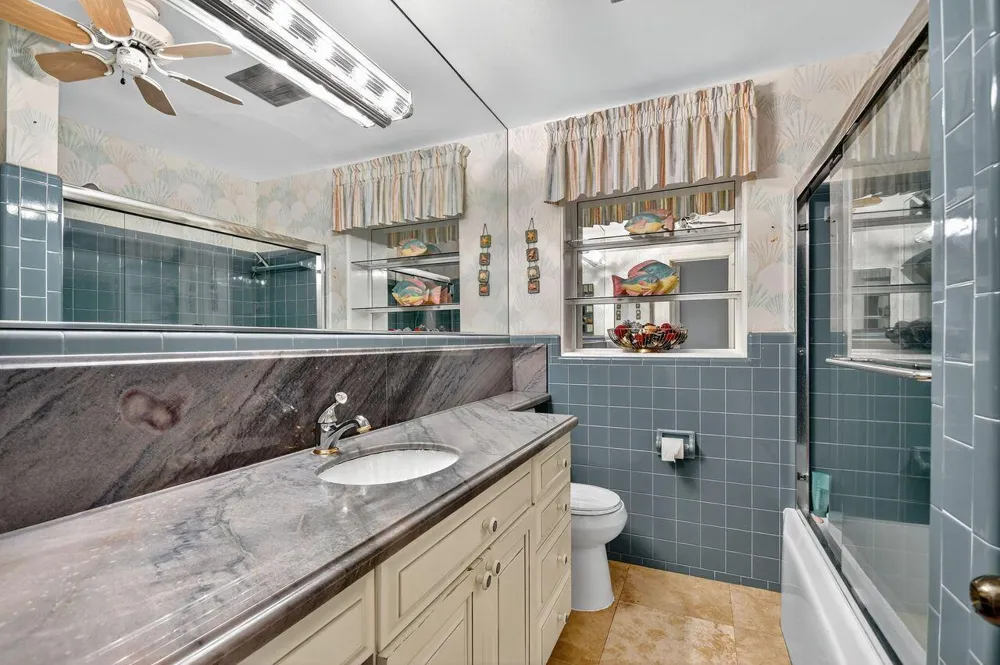 133 Greenbrier Drive Palm Springs, FL 33461
